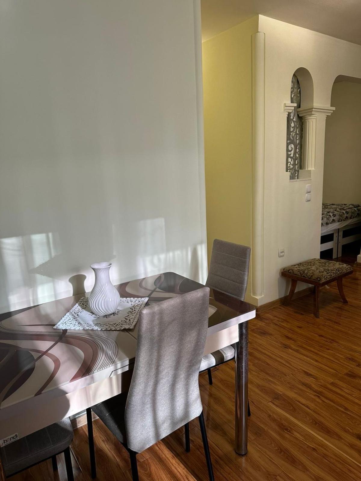 House At Ortachala Appartement Tbilisi Buitenkant foto